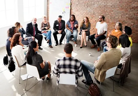 Grupo de personas en un taller de CEDESAH